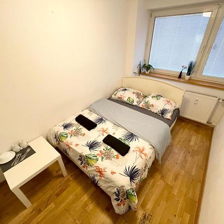 Fantastic Waw - Ch35 Pokoj 3 Warsawa Bagian luar foto